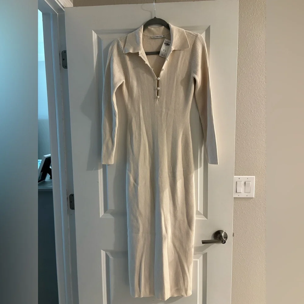Abercrombie Cream Sweater Dress